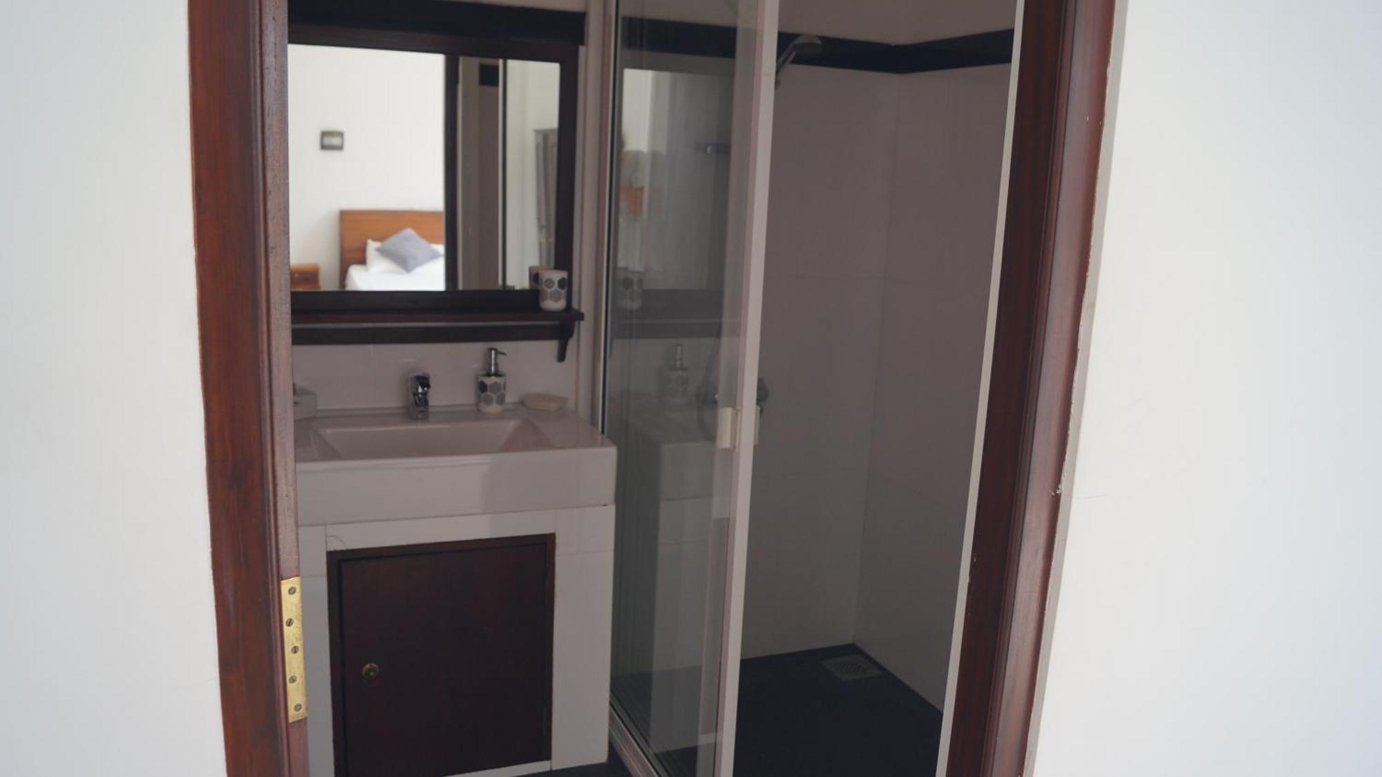 Aurora Hotel 히카두와 외부 사진