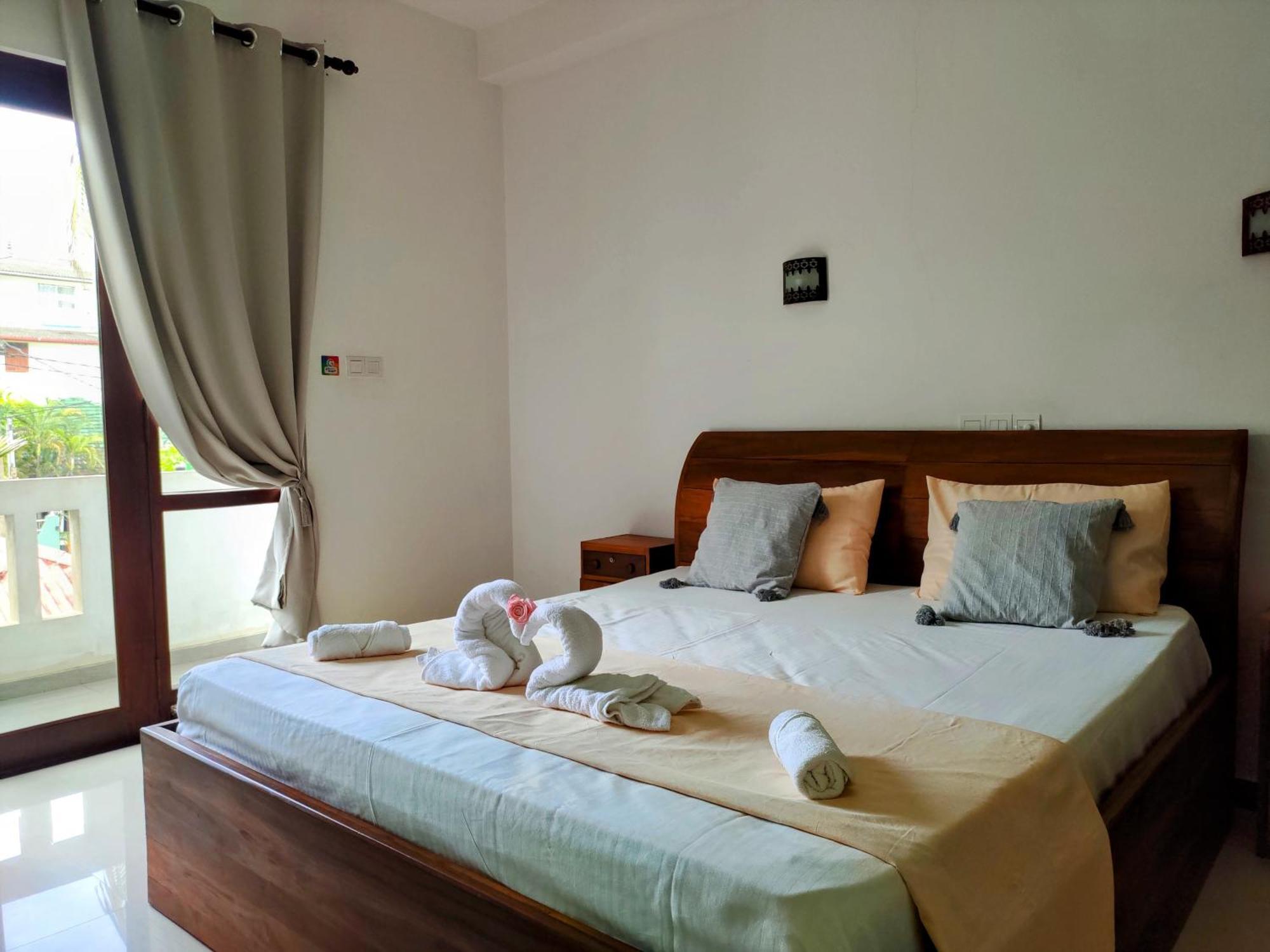 Aurora Hotel 히카두와 외부 사진